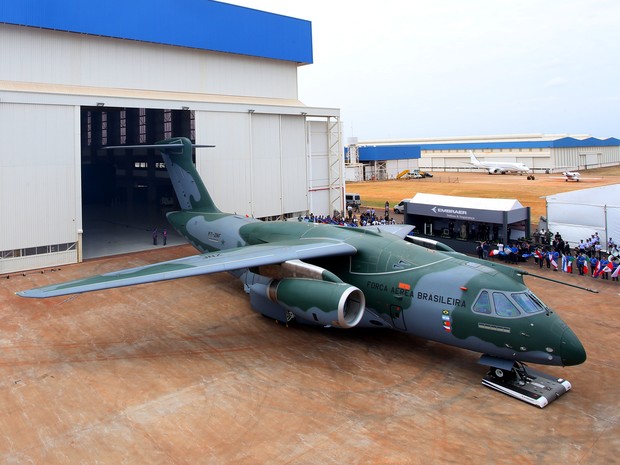 Embraer apresenta avião de transporte militar KC-390 em Gavião Peixoto, SP (Foto: Divulgação/ Embraer )