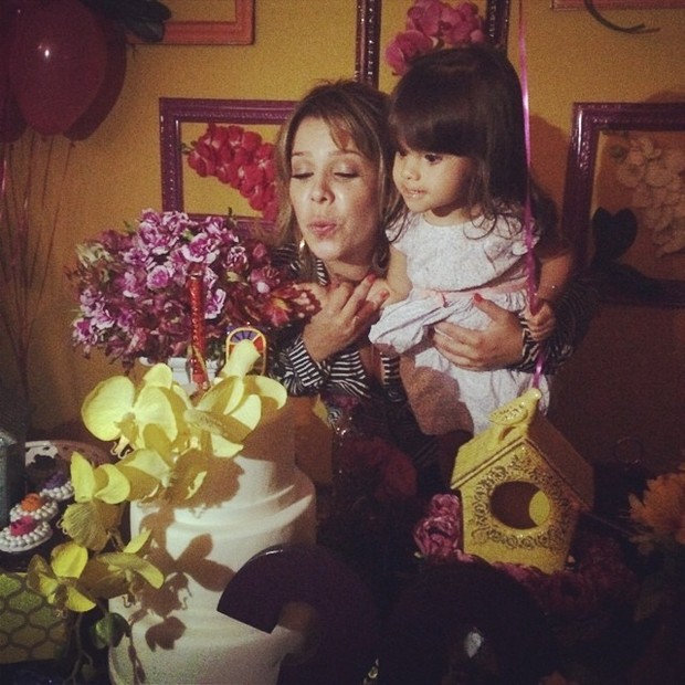 Fernanda Souza comemora seus 30 anos (Foto: Instagram/ Reprodução)