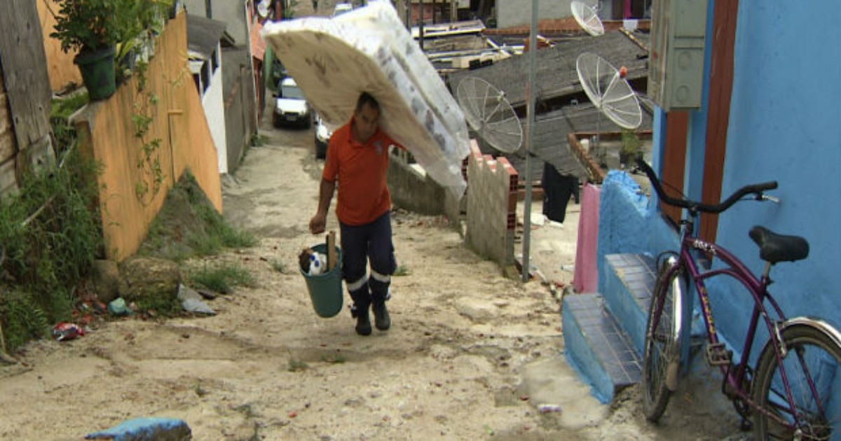 Moradores contabilizam estragos da chuva em São Sebastião - Globo.com