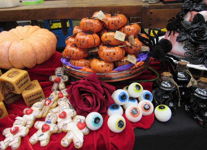 Abóboras, vudus e olhos: criatividade nos sabonetes de halloween (Foto: Viviane Figueiredo / Gshow)