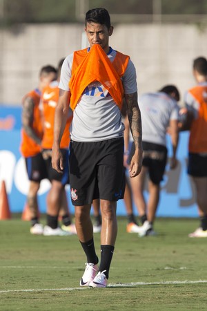 Após novela, Lucca assina contrato por três anos com o Corinthians