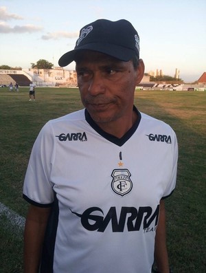 Everton Goiano, técnico do Treze (Foto: João Brandão Neto / GloboEsporte.com)