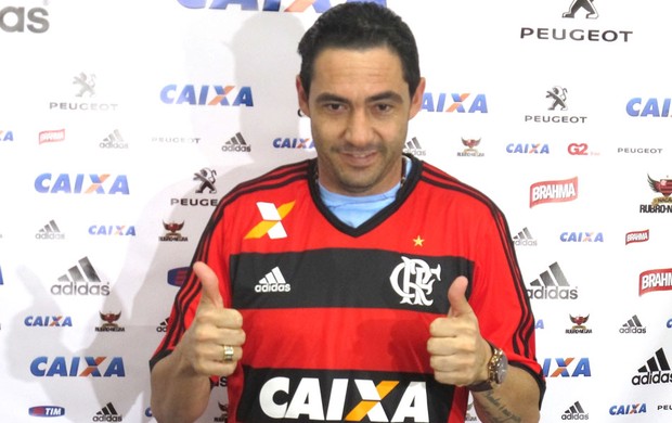Chicão apresentação Flamengo (Foto: Thales soares)