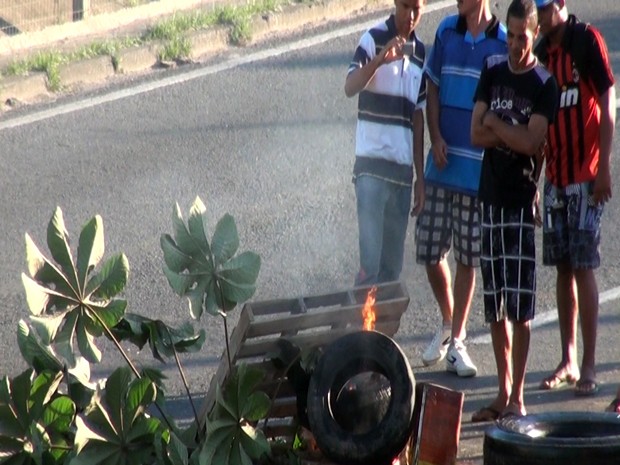 Protesto na Bahia (Foto: Ivanildo Santos/TV Bahia)