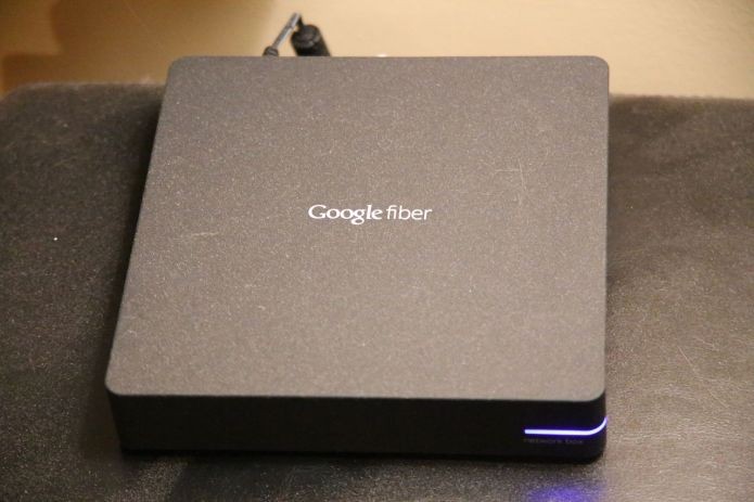 Aparelho do Google Fiber, que oferece conexão banda larga (Foto: Wikimedia Commons)