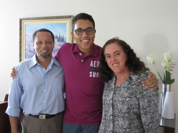 Para Ramalho, apoio dos pais foi fundamental para ser bem sucedido nos vestibulares (Foto: Luciana Amaral/G1)