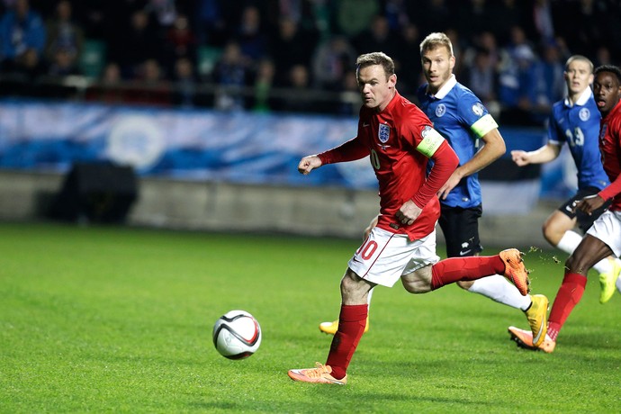 Rooney, Estonia x Inglaterra (Foto: Reuters)