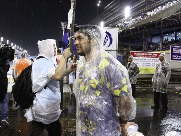 Guilherme Duarte em ensaio da Unidos da Tijuca na Marquês de Sapucaí, no Centro do Rio (Foto: Cláudio Andrade/ Foto Rio News)