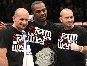 Greg Jackson e Jon Jones na UFC (Foto: Getty Images)