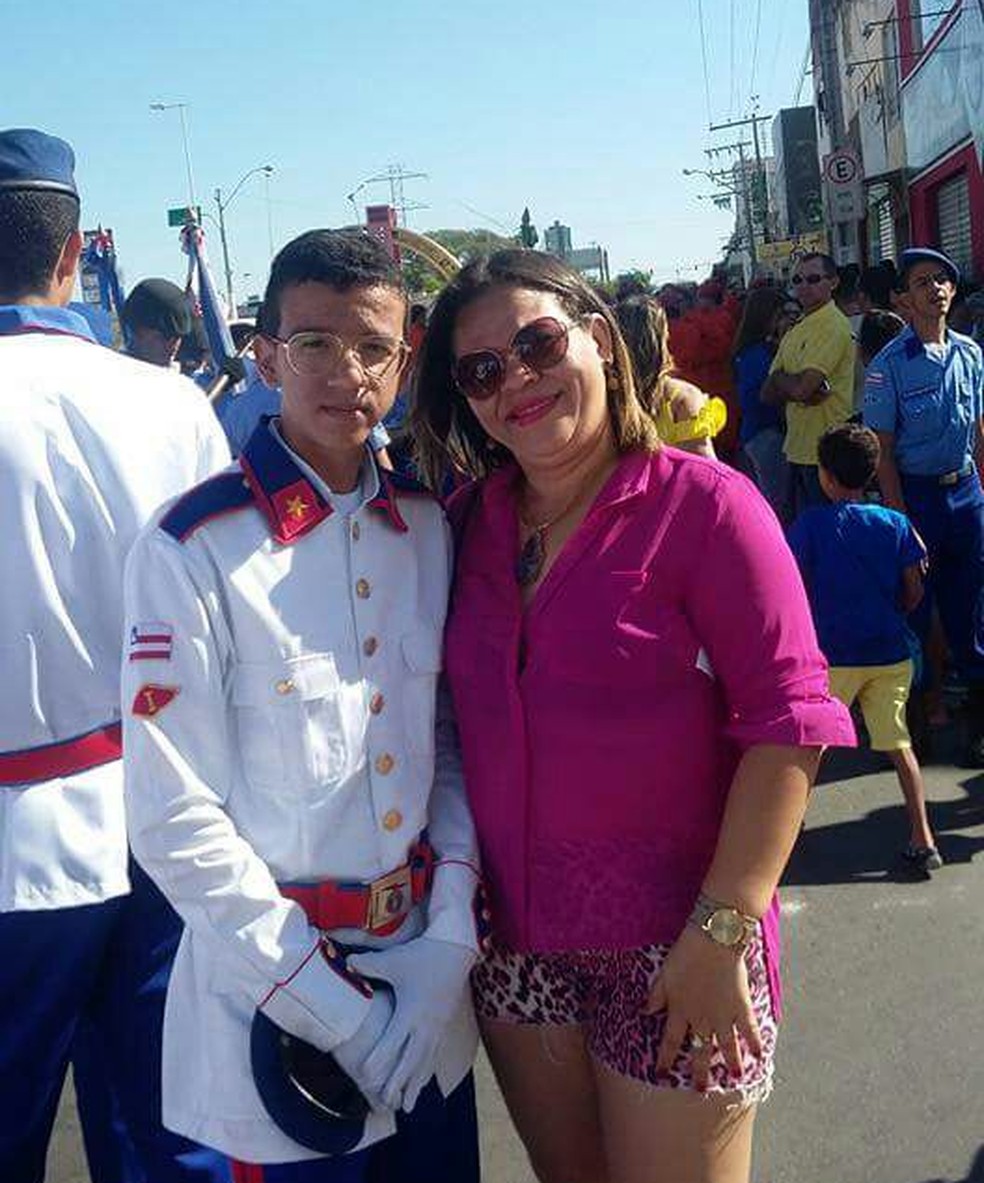 Marcos faleceu aos 15 anos depois de complicações decorrentes da Aplasia Medular (Foto: Arquivo pessoal/ Mara Cristina)