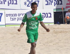 Dino Tambaú comemora o título da Liga de Israel futebol de areia (Foto: Divulgação)