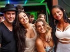 Aline Riscado curte festa com André Marques e fã comenta: 'lindo casal'
