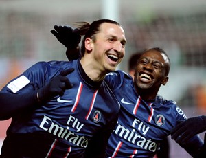 Ibrahimovic gol PSG (Foto: AFP)