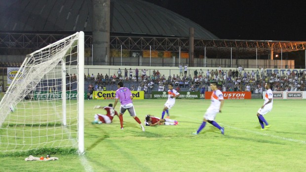 Gol do River-PI diante do Barras pelo Campeonato Piauiense (Foto: Náyra Macêdo)