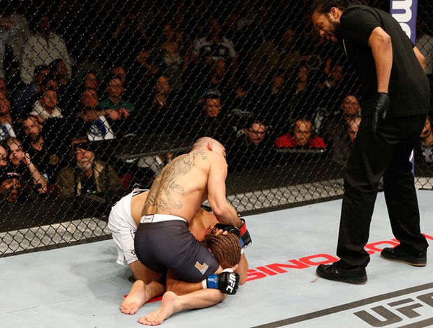 MMA - UFC - Renan Barão x Urijah Faber (Foto: Getty Images)