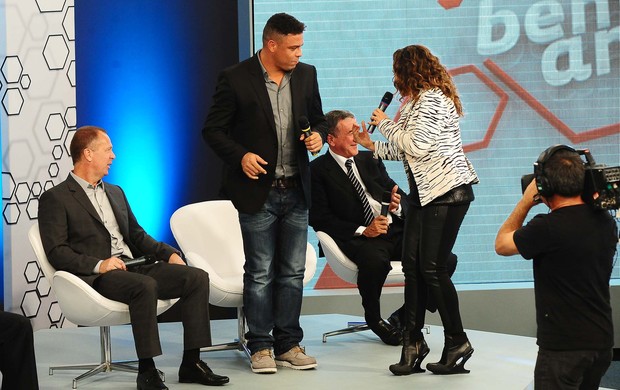 Ronaldo dançando Daniela Mercury 10 anos Bem amigos (Foto: Marcos Ribolli)