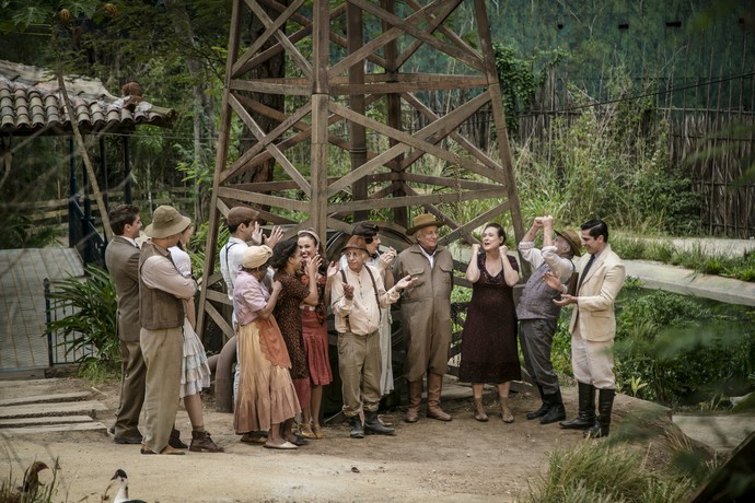 Toda a fazenda aguarda para ver o petróleo (Foto: Isabella Pinheiro/Gshow) Toda a fazenda aguarda para ver o petróleo (Foto: Isabella Pinheiro/Gshow)
