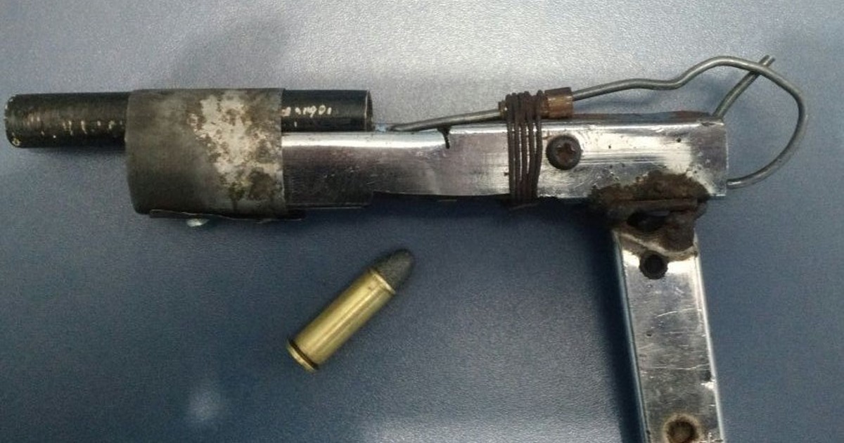 G1 Jovemé preso com simulacro de arma de fogo no Bonfim, Norte de RR notícias em Roraima Armario Embutido Quarto Pequeno ~ G1 Jovemé preso com simulacro de arma de fogo no Bonfim, Norte de RR notícias em Roraima
