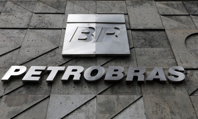 Resultado de imagem para 145 milhões à Petrobras