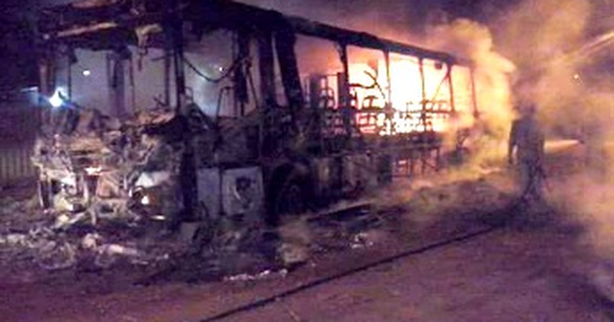 Quatro suspeitos de ataques a ônibus coletivos são presos em Cuiabá - Globo.com