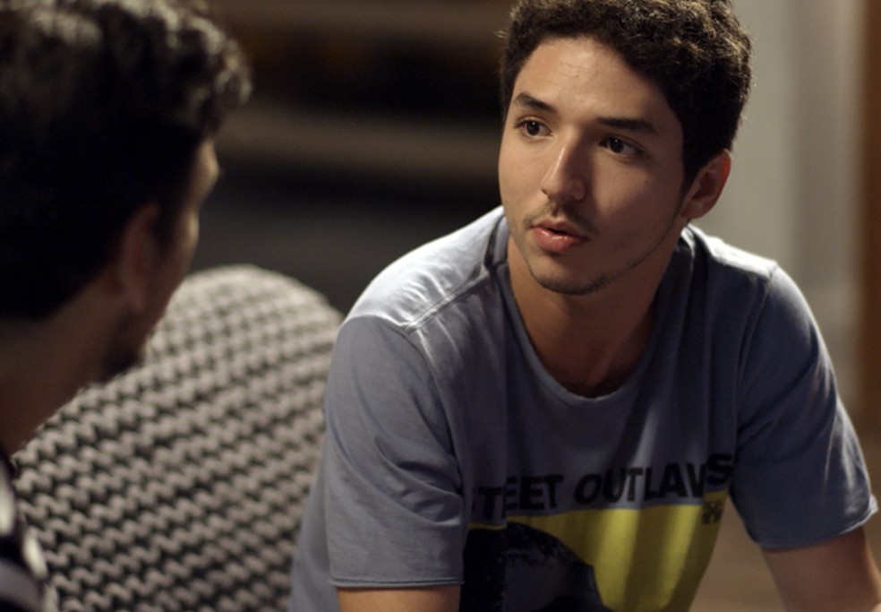 Tom afirma que Lázaro nunca será empresário da 4.4 (Foto: TV Globo)