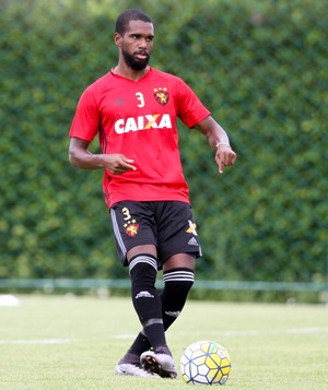 Luiz Antônio Sport (Foto: Aldo Carneiro/Pernambuco Press)