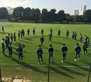 Palmeiras treina com Victor Ramos e Leandro Almeida na zaga