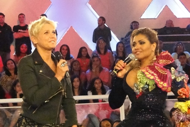 Xuxa ensina dieta do beijo (Foto: TV Globo/ TV Xuxa)
