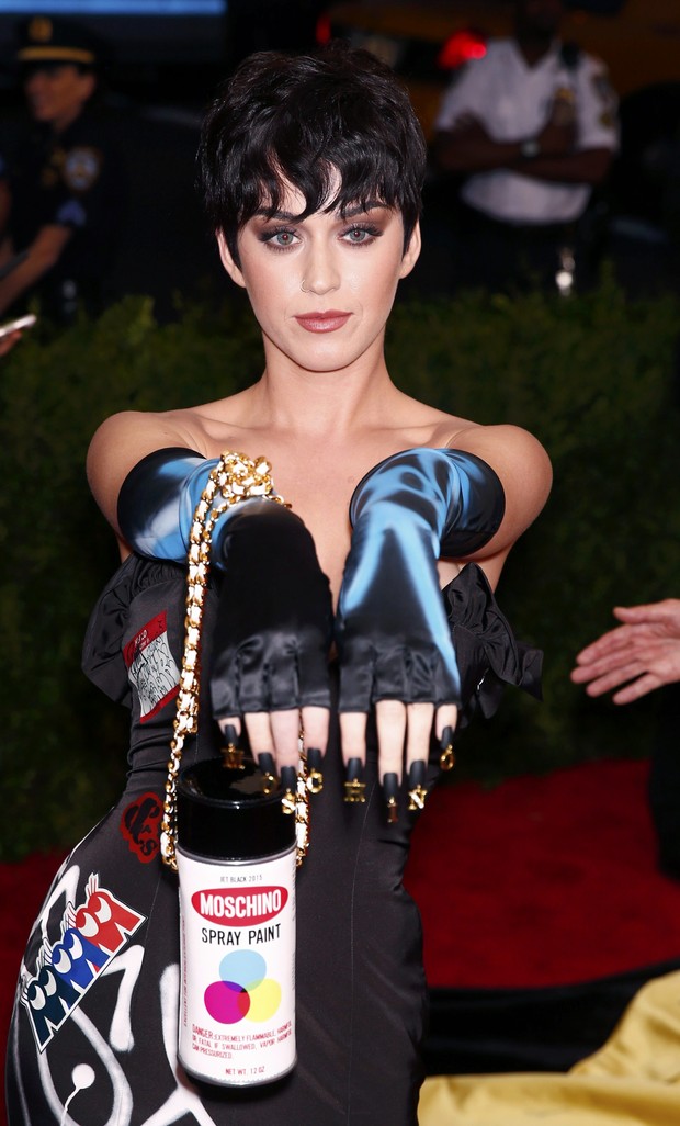 Katy Perry no baile de gala do MET, em Nova York (Foto: Reuters)