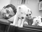 José Loreto e Débora Nascimento curtem sol com seus cachorrinhos