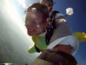 Empresário deu um salto de paraquedas de presente para namorada (Foto: Acervo Pessoal)