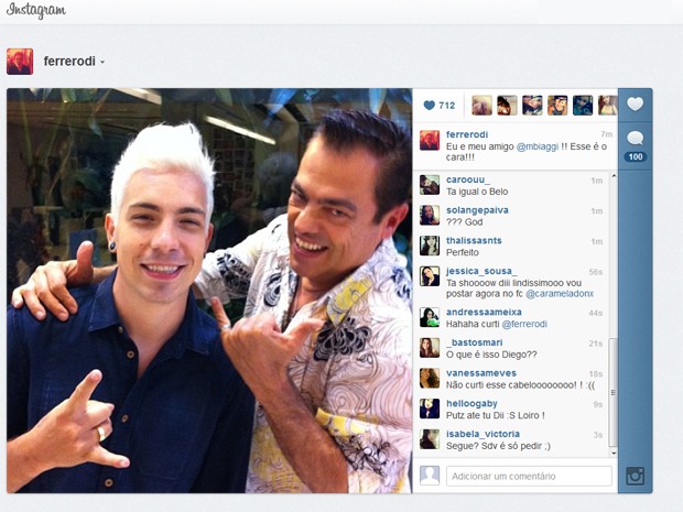 Di Ferrero ao lado do cabeleireiro Marco Antônio di Biaggi em imagem postada nesta sexta-feira (18) pelo cantor no Instagram (Foto: Reprodução/Instagram) (Foto: Reprodução / Instagram)
