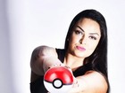 Mulher Melancia posa para ensaio inspirado em 'Pokémon GO' 