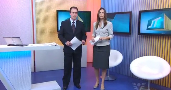Vanessa Machado e Tony Lamers no Jornal da Tribuna 1ª Edição (Foto: Reprodução/TV Tribuna)
