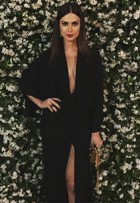 Thaila Ayala usa look arrasador para o Festival de Cannes: 'Dama da noite'