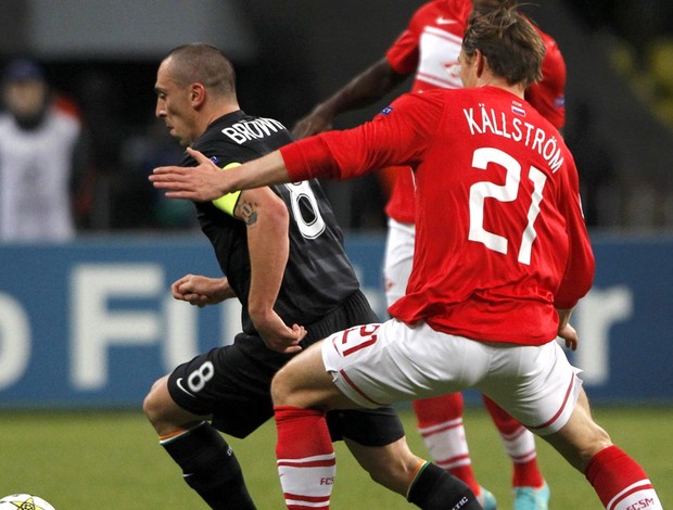 Kim Kallstrom spartak moscou Scott Brown celtics liga dos campeões (Foto: Agência Reuters)