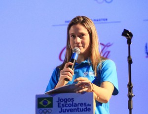 Fernanda Gentil comanda solenidade de abertura dos Jogos (Foto: Kleide Teixeira / Jornal da Paraíba)