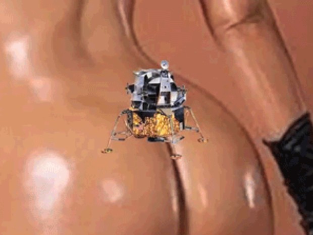 Bumbum de Kim Kardashian é comparado ao cometa 67/P Churyumov-Gerasimenko em montagem (Foto: Reprodução / Buzzfeed.com)