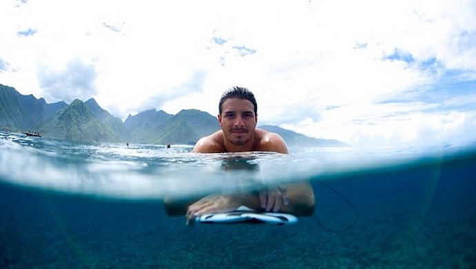 surfe ricardo dos santos (Foto: Reuters)