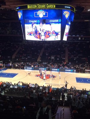 New York Knicks x Bauru, pré-temporada NBA, Madison Square Garden (Foto: Divulgação)