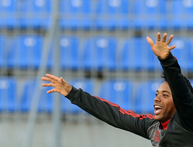 Robinho no treino do Milan (Foto: AFP)