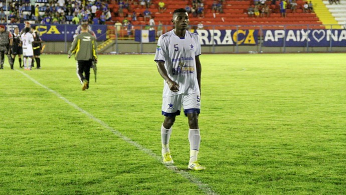 Volante do Nacional confia em triunfo sobre Corinthians: 