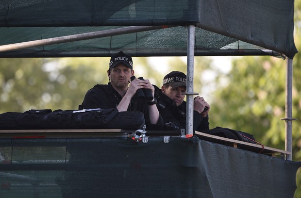 Snipers se posicionam para o casamento de Harry e Meghan Markle (Foto: Getty Images) Snipers se posicionam para o casamento de Harry e Meghan Markle (Foto: Getty Images)