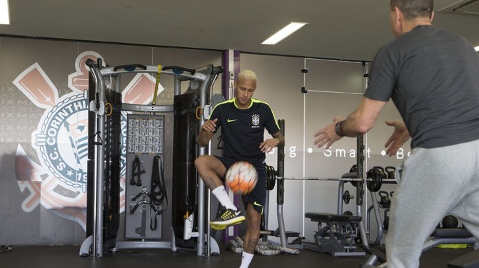 Neymar, treino seleção CT Joaquim Grava (Foto: Daniel Augusto Jr./ Agência Corinthians)
