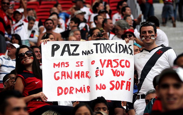 torcidas vasco e flamengo estádio mané garrincha brasileirão (Foto: Francisco Stuckert / Futura Press)