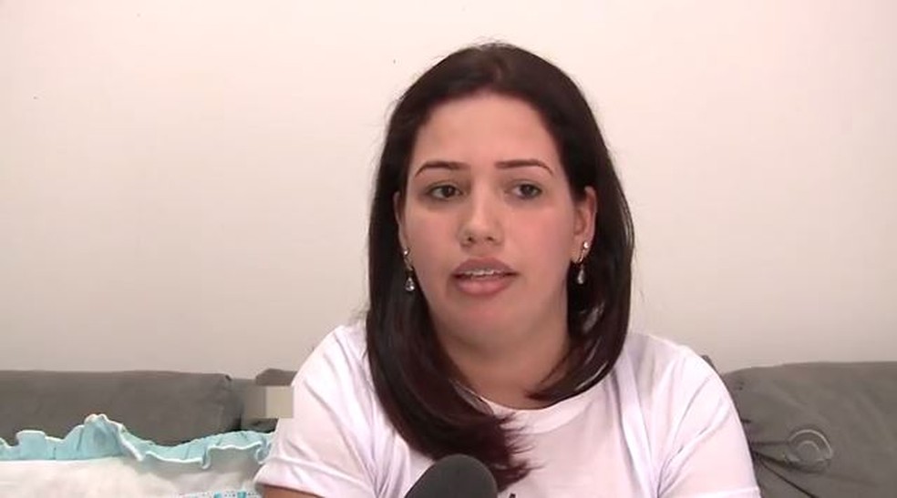 Falta de vacina para Ang&eacute;lica ap&oacute;s ter o primeiro filho pode ter causado doen&ccedil;a de Matheus (Foto: Reprodu&ccedil;&atilde;o RBS TV)