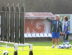 Valdivia, treino Palmeiras (Foto: Diego Ribeiro / Globoesporte.com)