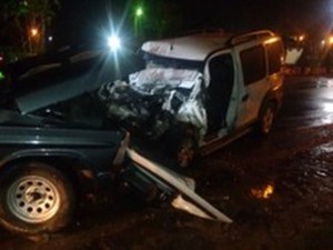 Acidente no Sul do estado deixou um morto e três feridos neste sábado (10) (Foto: Polícia Militar Rodoviária/Divulgação)
