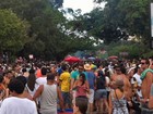 Multidão acompanha Sargento Pimenta pelas ruas de São Paulo