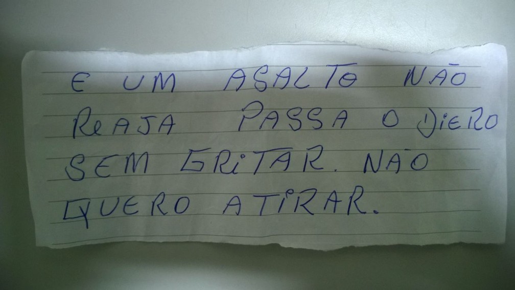 Bilhete foi usado para assaltar lotérica na tarde de terça-feira (2) em Guarantã (Foto: Divulgação/Polícia Militar)